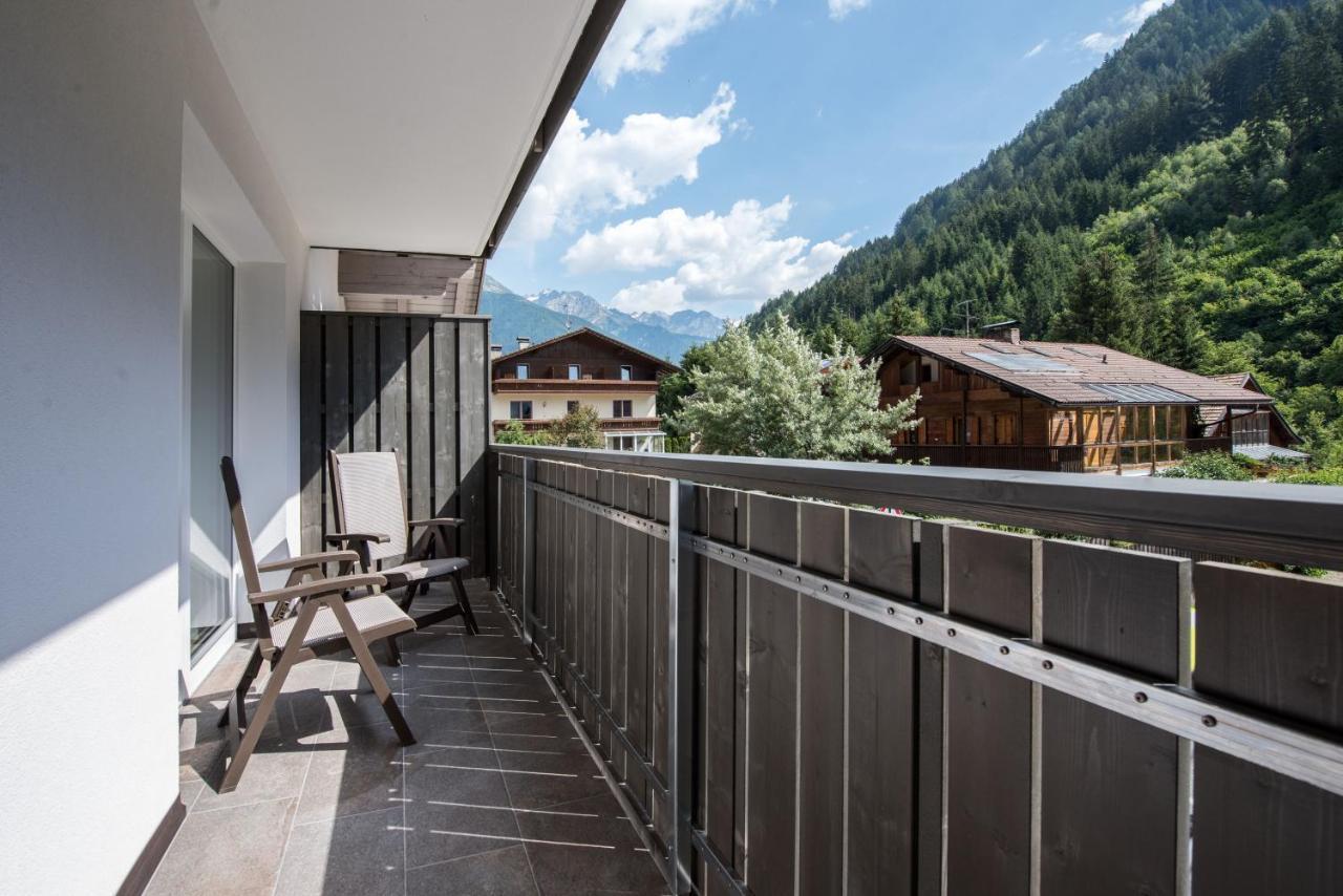 Hotel Fronza Lutago Buitenkant foto