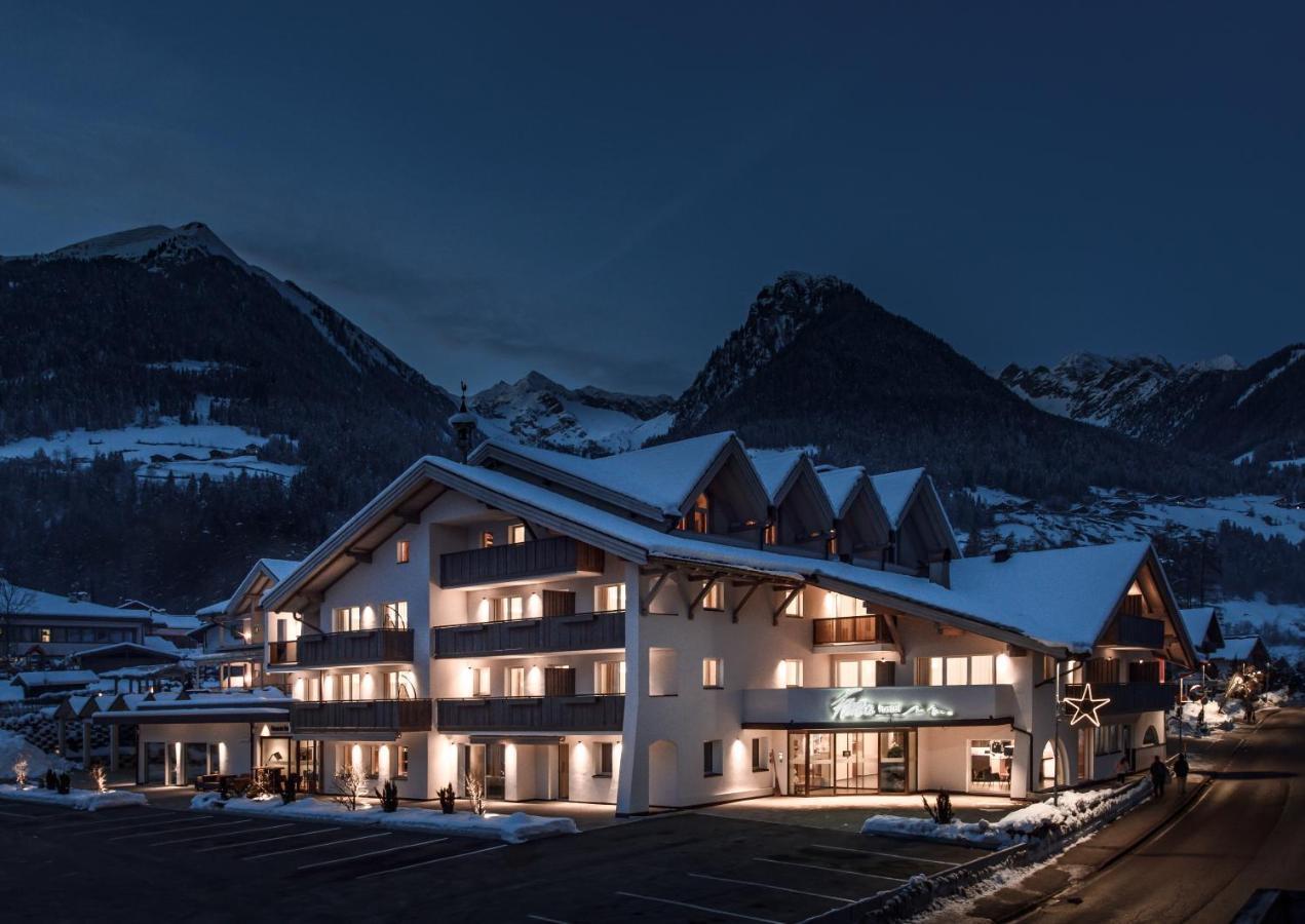 Hotel Fronza Lutago Buitenkant foto