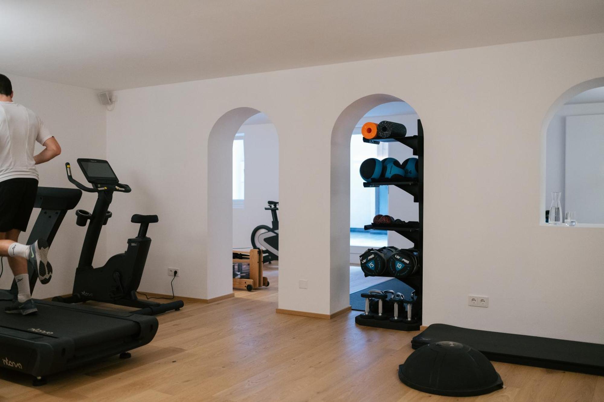 Hotel Fronza Lutago Buitenkant foto