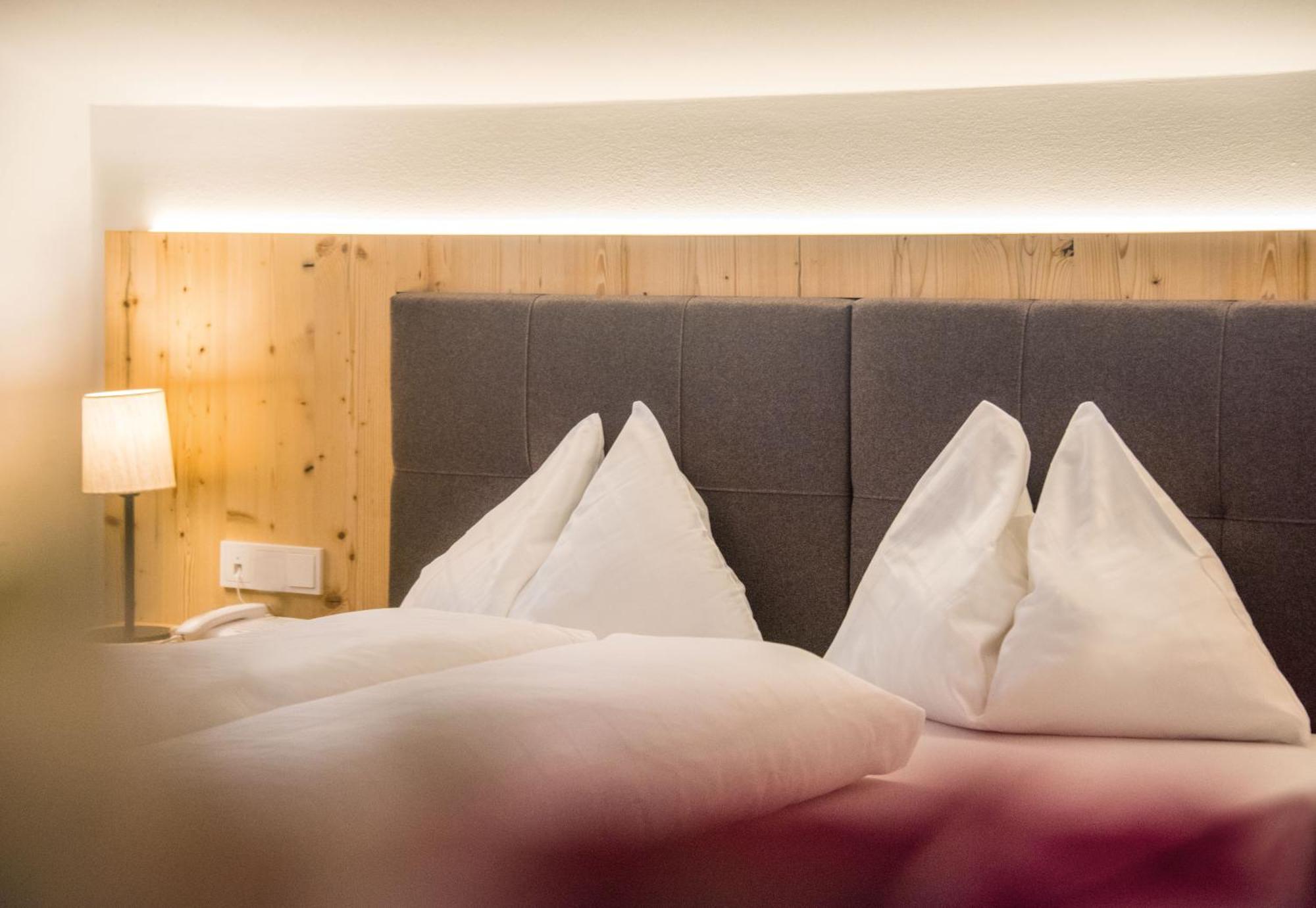 Hotel Fronza Lutago Kamer foto