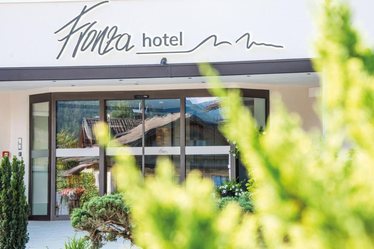 Hotel Fronza Lutago Buitenkant foto
